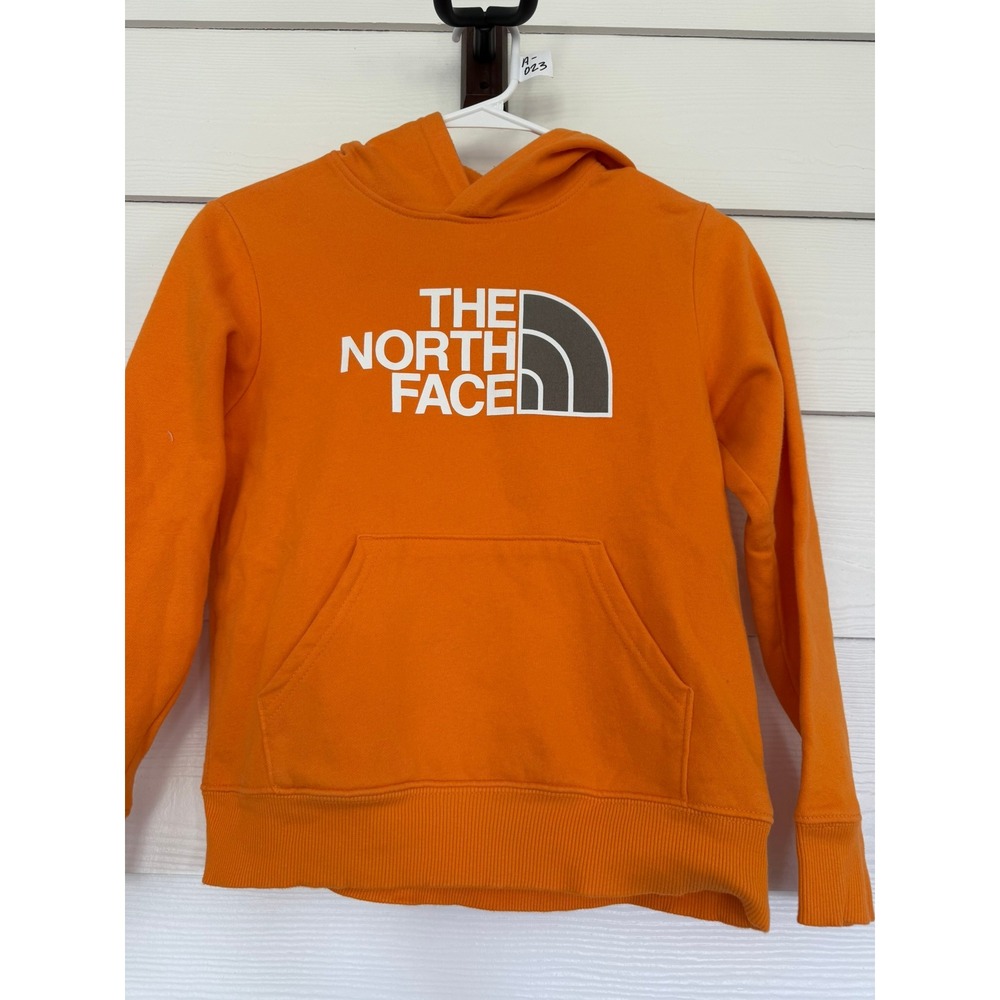 A- 023- The North Face Boys Orange Fleece Pullover Hoodie Half Dome Logo Sz M 10